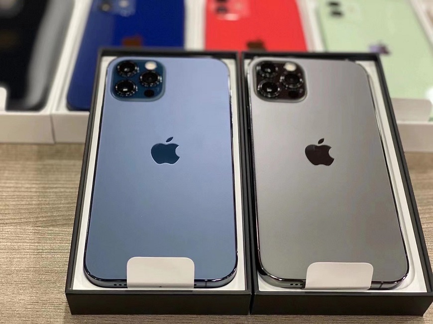 Apple iPhone 12 Pro 128GB = €600 EUR, iPhone 12 64GB = €480 EUR, iPhone 12 Pro Max 128GB = €650 EUR, iPhone 11 Pro 64GB = €500 EUR , iPhone 11 Pro Max 64GB = €530 EUR , Whatsapp Chat : +27837724253